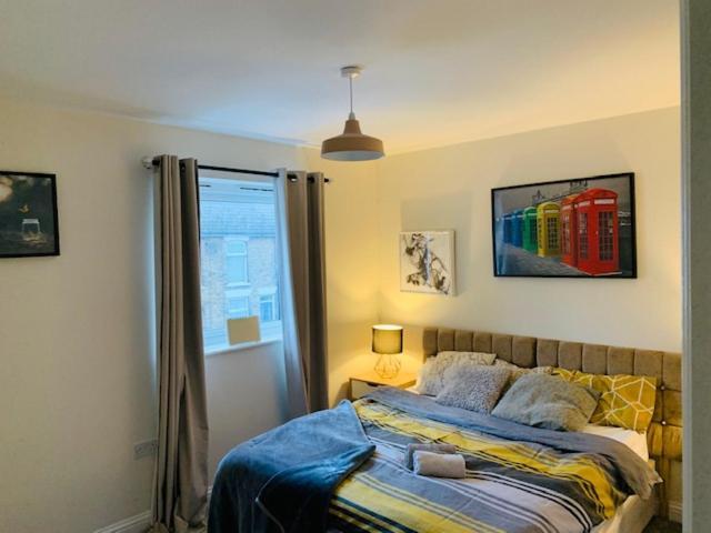 Alpha, Private Double Room, City Centre, Free Parking, Sittingbourne, Kent エクステリア 写真